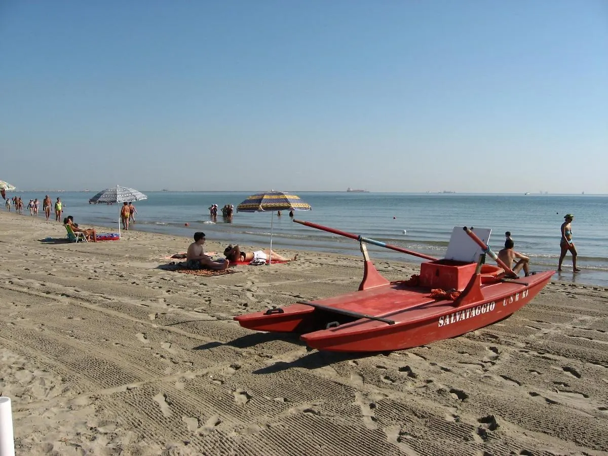 Piomboni Camping Village Marina di Ravenna 0*,
